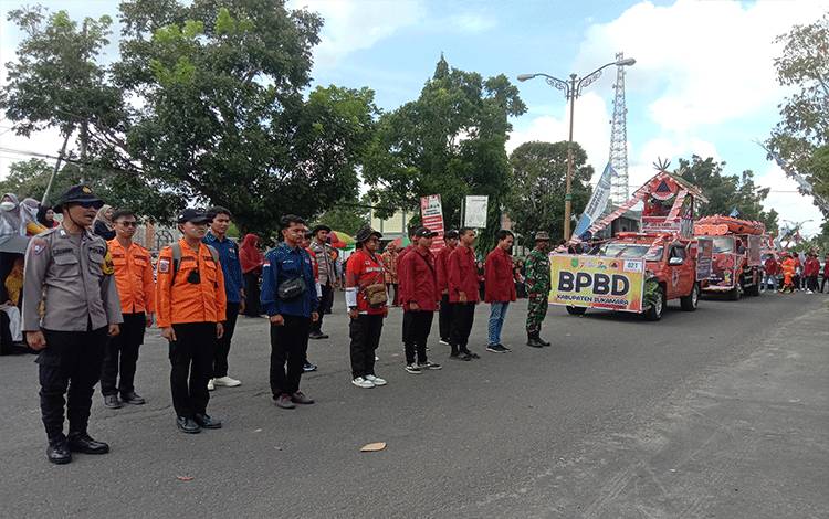 BPBD Sukamara peserta pawai pembangunan tahun 2023, Sabtu, 26 Agustus 2023. (FOTO: NORHASANAH)