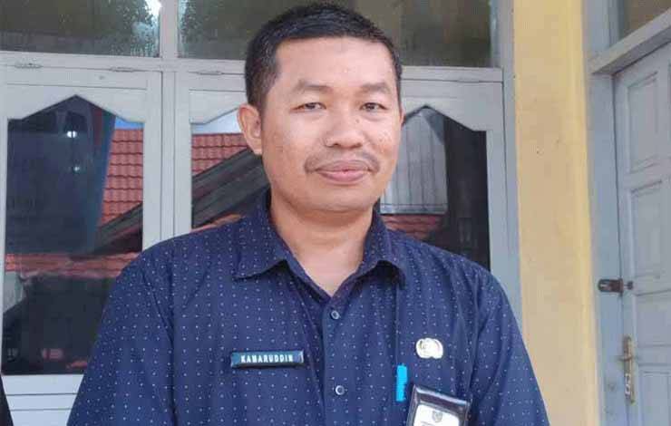 Pelaksana tugas (Plt.) Kepala BKPSDM Kabupaten Kotawaringin Timur Kamaruddin Makkalepu. (FOTO: DEWIP)