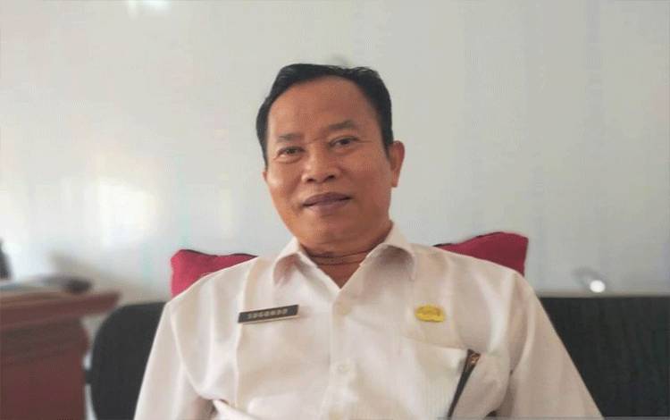Kepala Badan Kesatuan Bangsa dan Politik (Kesbangpol) Kabupaten Pulang Pisau, Sugondo. ANTARA/ Adi Waskito
