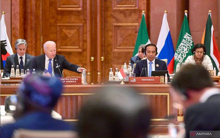 Presiden AS Joe Biden (Kiri) dan Presiden RI Joko Widodo (Kanan) saat menghadiri KTT G20 India, Minggu (10/9/2023) (ANTARA/HO-Kemenko Perekonomian)