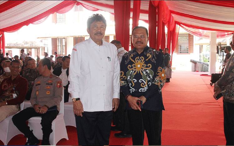 Sekda Provinsi Kalteng H. Nuryakin bersama Kepala BPIP Yudian Wahyudi. (FOTO: IST)