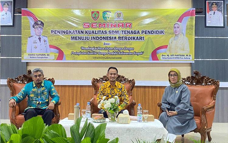 Ketua Komisi III DPRD Provinsi Kalteng Siti Nafsiah saat bersama Pemerintah Kota Palangka Raya (Foto:Istimewa)