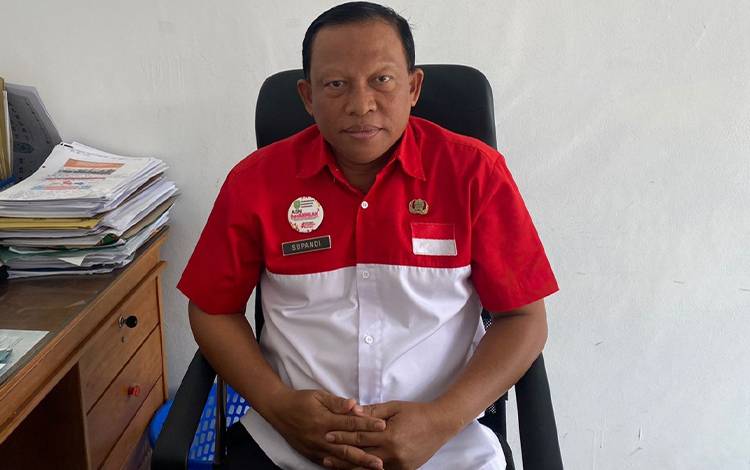 Kepala BPBD Kabupaten Sukamara, Supandi. (FOTO: NORHASANAH)