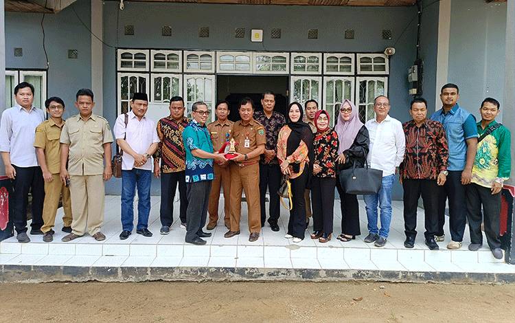 Kunjungan Komisi III DPRD Banjar ke DiskominfoPS Barito Timur, Senin, 9 Oktober 2023. (FOTO: BOLE MALO)
