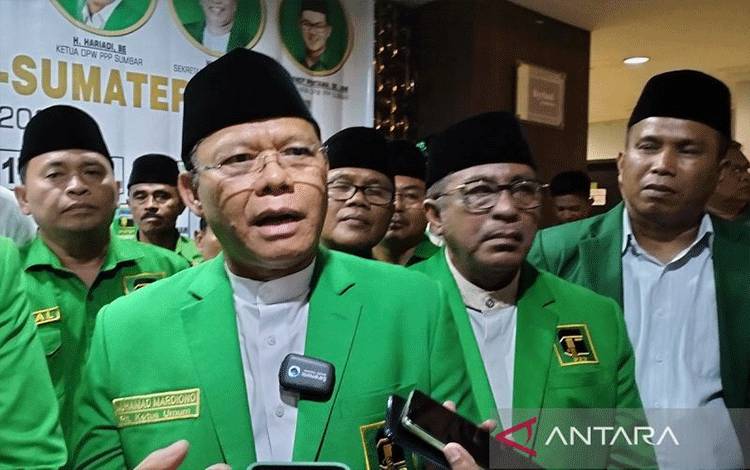 Arsip foto - Plt Ketua Umum PPP Muhamad Mardiono saat menjawab pertanyaan wartawan di Padang, Sumatera Barat, Sabtu, (9/9/2023). ANTARA/Muhammad Zulfikar/aa.