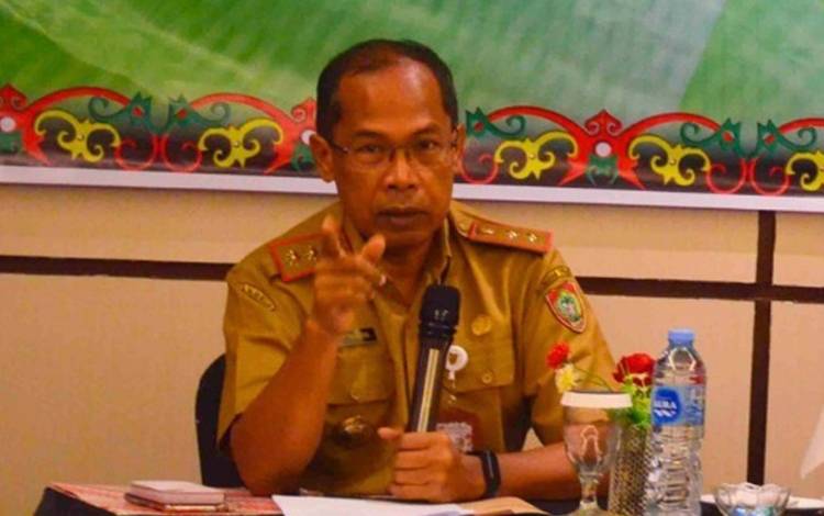 Kepala Dinas Kesehatan (Kadinkes) Provinsi Kalimantan Tengah (Kalteng), Suyuti Syamsul. (FOTO: Dokumen pribadi)