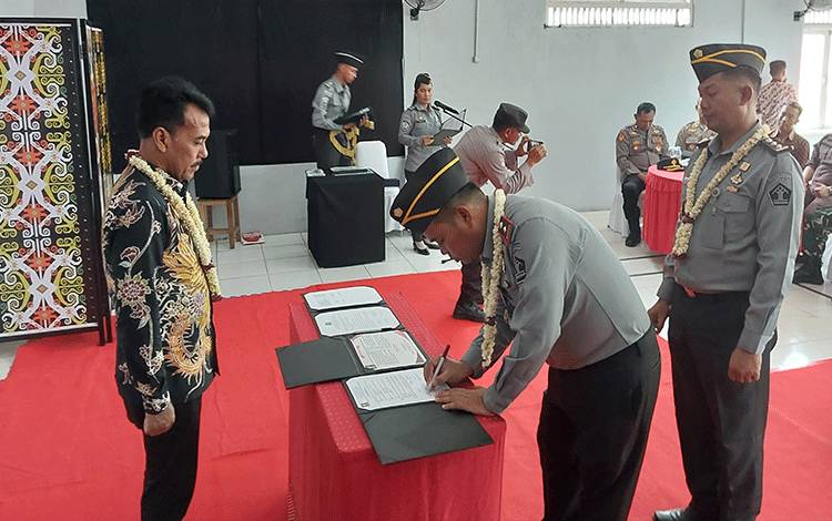 Suasana saat sertijab Kepala Rutan Kelas IIB Kuala Kapuas pada Kamis, 2 November 2023. (FOTO: DODI)
