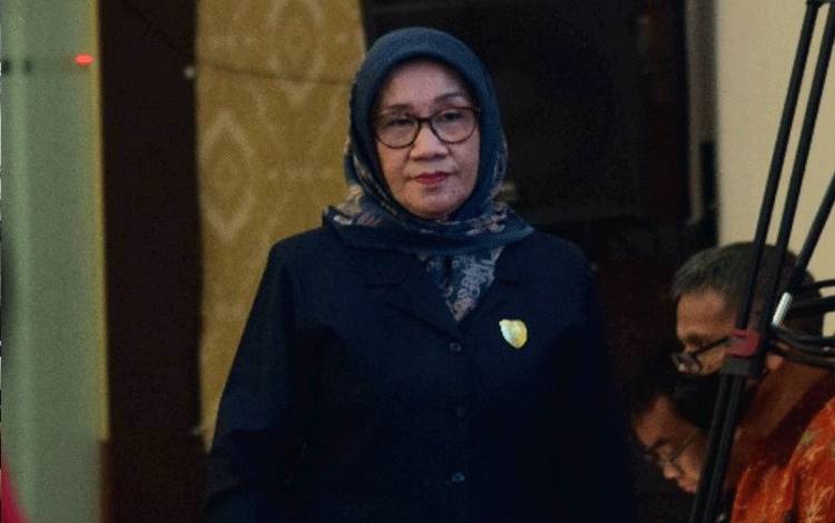 Ketua Komisi III DPRD Kalteng, Siti Nafsiah. (FOTO: DONNY D)