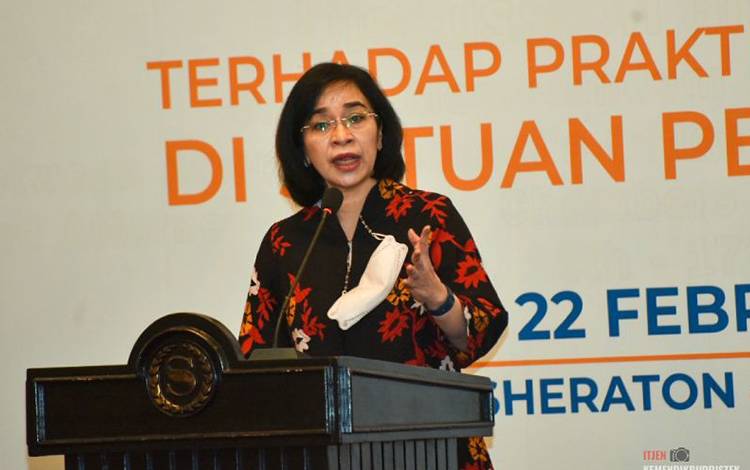 Inspektur Jenderal (Irjen) Kemendikbudristek Chatarina Muliana dalam Rapat Koordinasi Pengawasan (Rakorwas) di Yogyakarta, Selasa (21/2/2023). (ANTARA/HO-Kemendikbudristek)