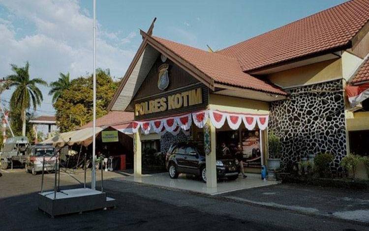 Kantor Polres Kotim yang berada di Jalan Jenderal Sudirman Km 1 Sampit. (FOTO: IST)