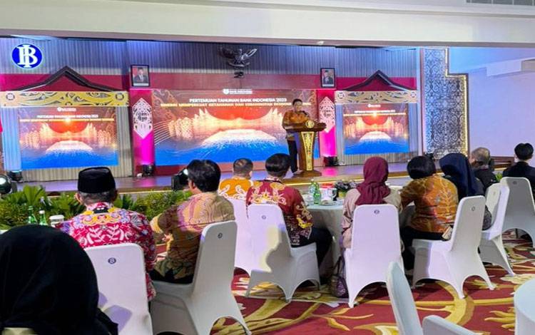Wakil Gubernur Provinsi Kalimantan Tengah, H Edy Pratowo dalam Pertemuan Tahunan Bank Indonesia 2023 pada Rabu, 29 November 2023 malam.(FOTO: TESTI PRISCILLA)