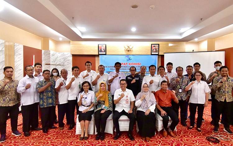 Foto bersama saatRapat Komisi TKPSDA WS Mentaya-Katingan Tahun 2023. (FOTO: IST)