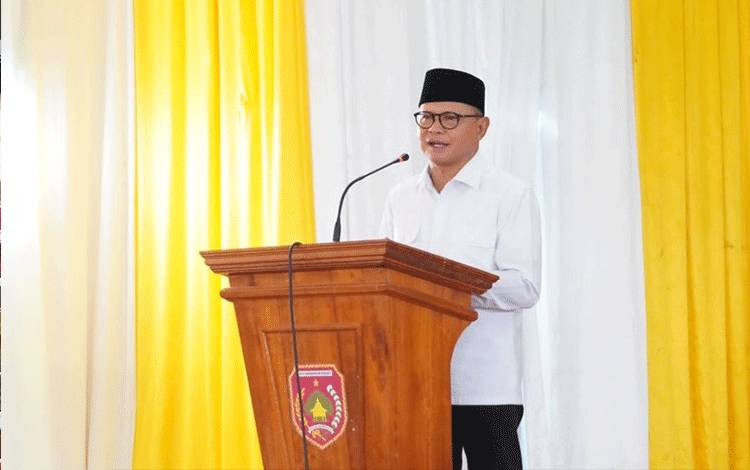 Anggota DPR RI Mukhtarudin saat menyampaikan sambutan pada suatu acara. (Foto : ISTIMEWA)