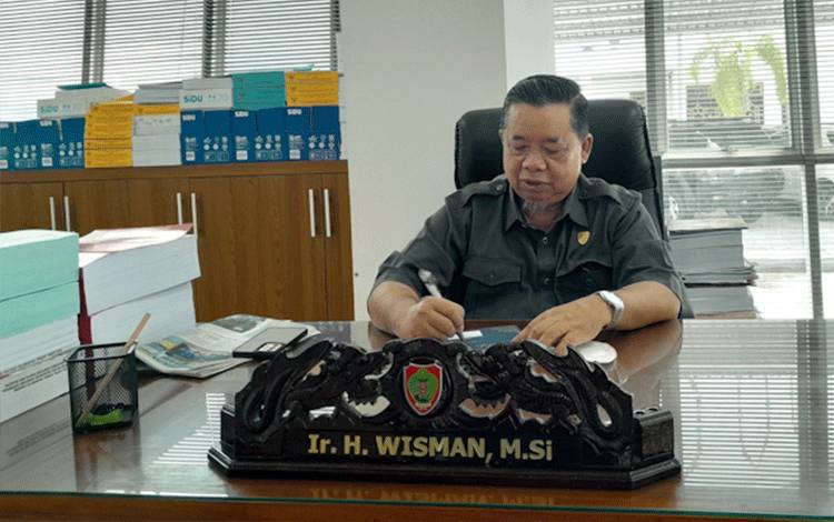 Anggota Komisi II DPRD Provinsi Kalteng H Wisman (Foto: MARINI)
