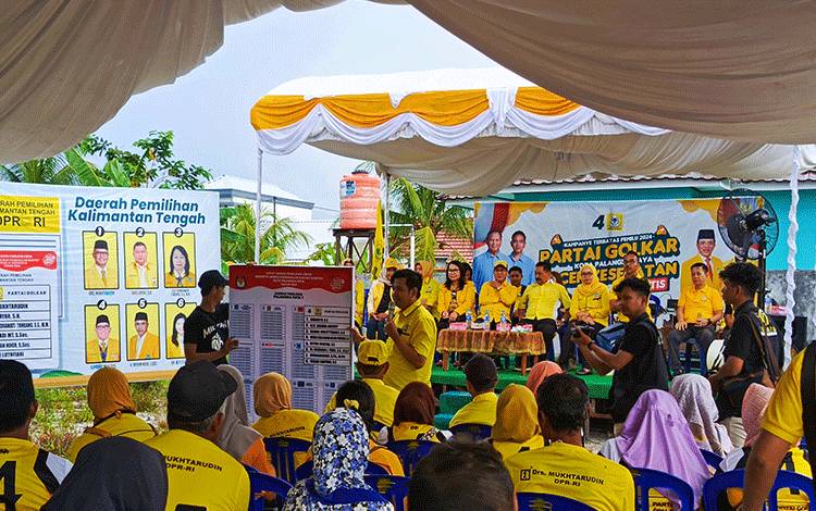 DPD Partai Golkar Palangkaraya menggelar kampanye terbatas Jalan Hiu Putih, Kota Palangka Raya, Sabtu, 13 Januari 2024. (Foto: IST)