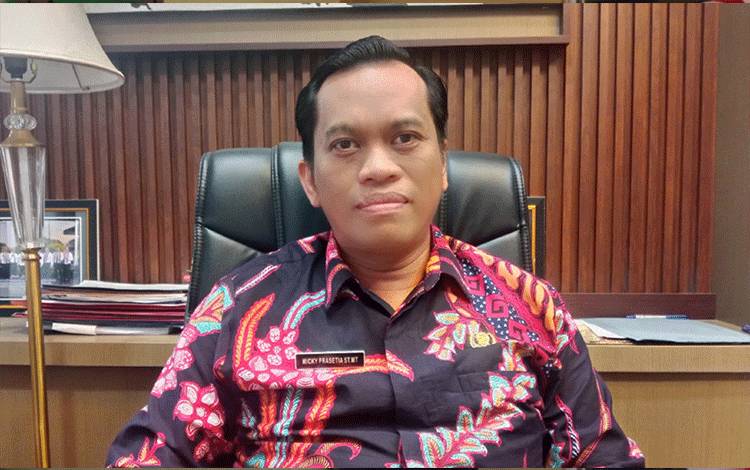 Kepala Bidang Cipta Karya Dinas PUPR Pulang Pisau, Micky Prasetia. (FOTO : M PRADILA KANDI)