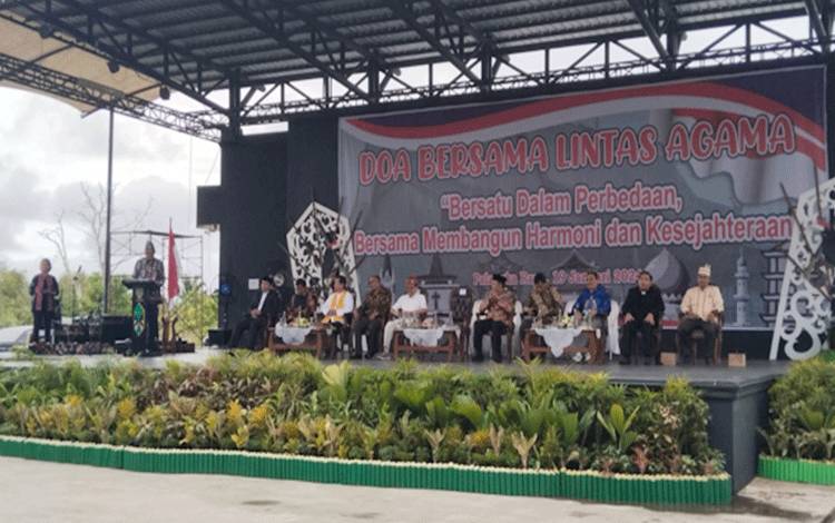 Pelaksanaan kegiatan doa bersama bertempat di UPT Taman Budaya Palangka Raya, Jumat, 19 Januari 2024. (Foto:Istimewa)