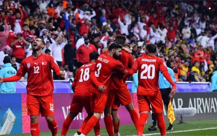 Selebrasi Ali Madan setelah mencetak gol untuk Bahrain dalam pertandingan melawan Malaysia di Piala Asia 2023, di Stadion Jassim bin Hamad, Qatar, Sabtu (20/1/2024) malam WIB. ANTARA/HO-AFC