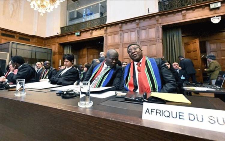 Dengar pendapat publik mengenai kasus genosida Afrika Selatan terhadap Israel dimulai di Mahkamah Internasional (ICJ) di Den Haag, Belanda, pada 11 Januari 2024. (ANTARA/Dursun Aydemir-Anadolu)