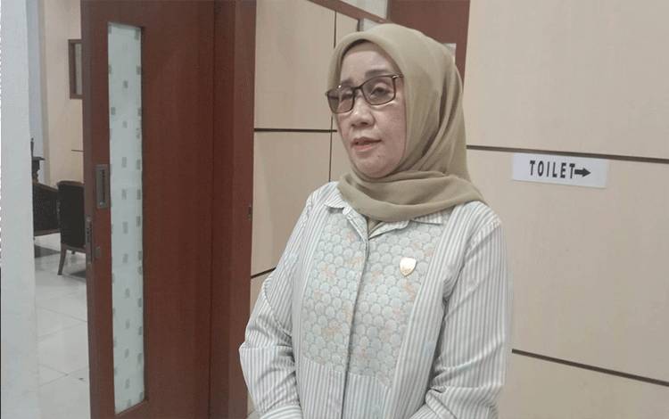 Ketua Komisi III DPRD KaltengHj. Siti Nafsiah (Foto: Istimewa)