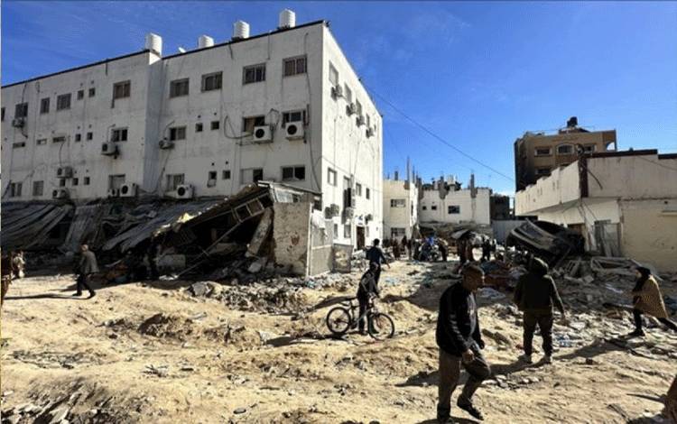 Rumah Sakit Kamal Adwan pasca serangan Israel di Gaza. (ANTARA/Anadolu/am.