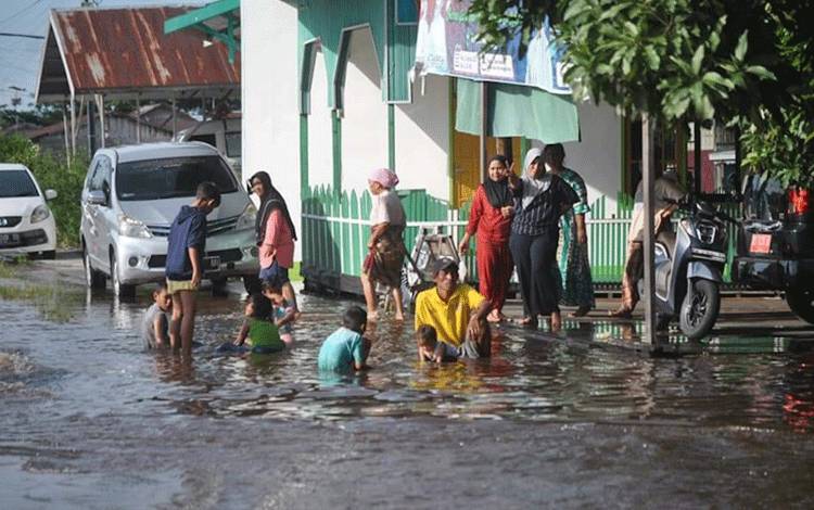 Banjir di Kota Palangka Raya. (Foto: Udienkantoex untuk Borneonews)