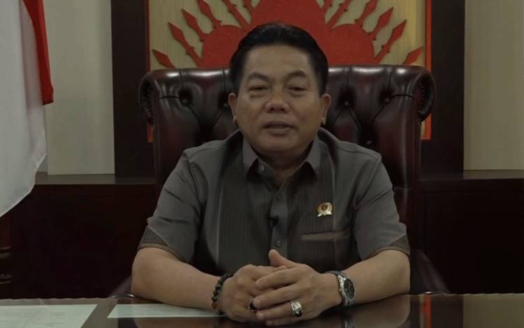 Ketua DPRD Kalteng Wiyatno (Foto : PATHUR)