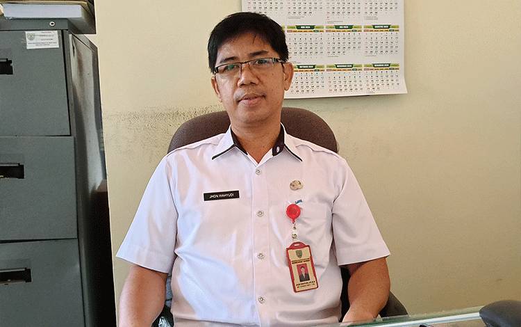 Kepala Badan Kepegawaian dan Pengembangan Sumber Daya Manusia (BKPSDM) Barito Timur Jhon Wahyudi. (FOTO: BOLE MALO)