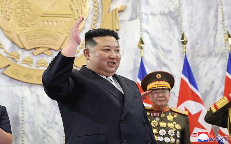 Arsip - Pemimpin Korea Utara Kim Jong Un menghadiri perayaan di Pyongyang, 8 September 2023. (KCNA via Xinhua)