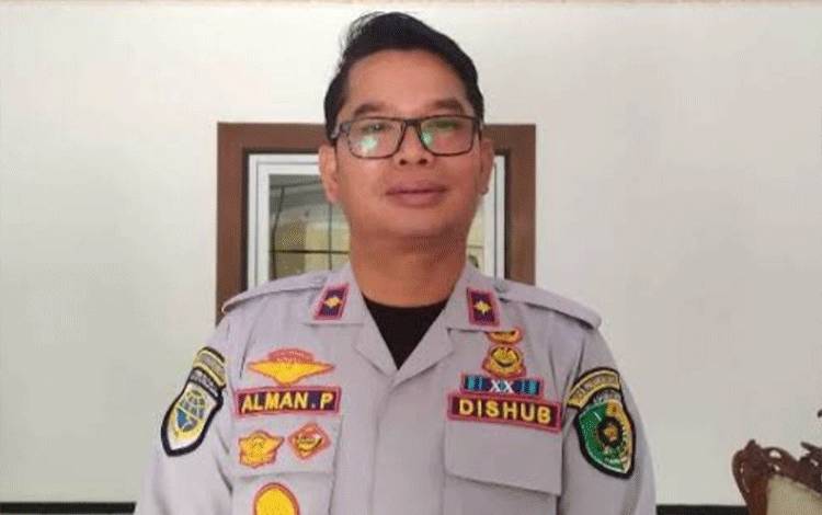 Kepala Dinas Perhubungan Palangka Raya Alman Parluhutan Pakpahan (Foto : PATHUR)