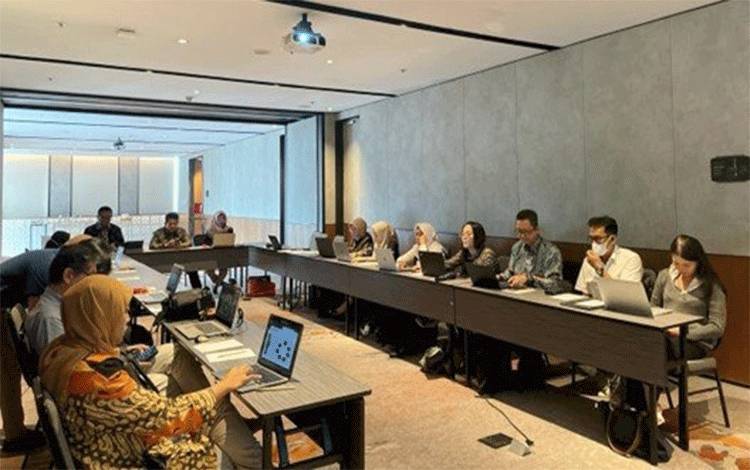 Focus Group Discussion atau FGD dalam rangka revisi Roadmap Riset Sawit Indonesia Tahun 201V2030 Tahap kedua di Tangerang. (FOTO: Rilis BPDPKS)
