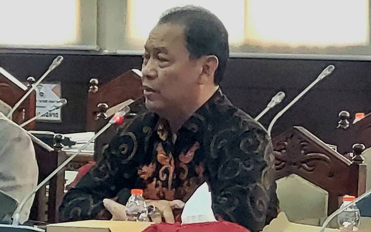 Anggota Komisi IV DPRD Kalteng, Sugiyarto. (FOTO: DONNY D)