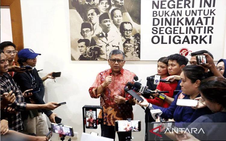 Sekretaris Jenderal PDI Perjuangan Hasto Kristiyanto di Jakarta, Kamis (18/4/2024). ANTARA/HO-PDIP