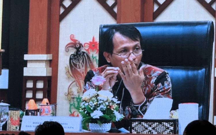 Direktur Koordinasi dan Supervisi Wilayah III Komisi Pemberantasan Korupsi (KPK) Bahtiar Ujang Purnama di Aula Jayang Tingang, Selasa, 23 April 2024. (FOTO: HAFIZ)