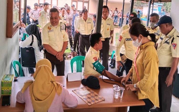 Kegiatan donor darah PT Gemareksa Mekarsari (GMR) dan PT Satria Hupasarana(SHS).(FOTO : Istimewa)