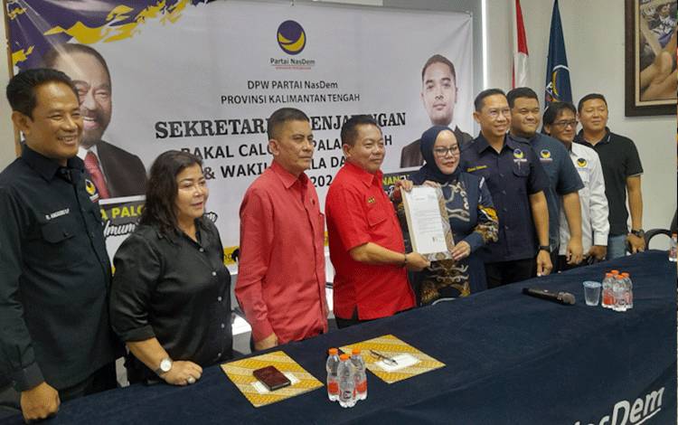 Wiyatno Pendaftar Pertama Calon Bupati Kapuas di DPW NasDem Kalteng