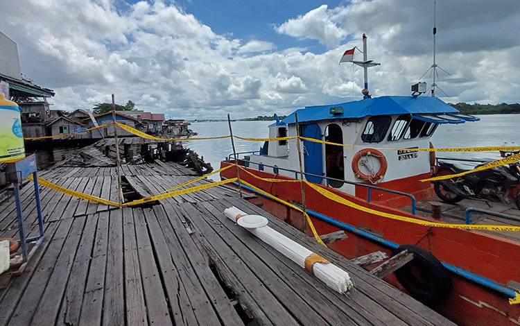 Hanya Kapal Feri Satu-Satunya Alat Transportasi Menyeberang,  Masyarakat Tolak Penutupan Pelabuhan Penyeberangan Feri Sampit-Seranau