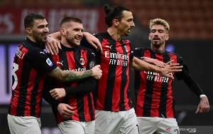 AC Milan Rebut Kembali Pucuk Klasemen Usai Pecundangi Crotone