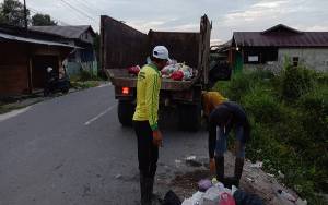 Banyak Sampah Dibuang Sembarangan, Petugas Kebersihan Kewalahan