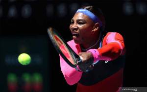 Serena ke Perempat Final Setelah Lolos dari Tekanan Sabalenka