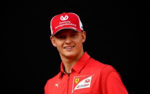 Mick Schumacher Bangga Ikuti Jejak Sang Ayah di F1