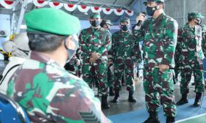 Panglima Pimpin Vaksinasi COVID-19 Prajurit TNI