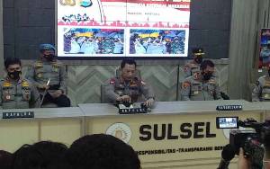 Densus Tangkap 4 Tersangka Teroris di Makassar