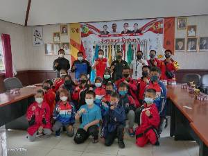 INKAI Palangka Raya Targetkan Emas di KOSN SD dan SMP Karate Tingkat Provinsi