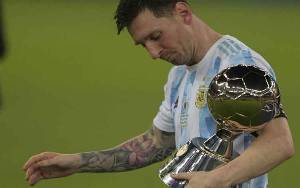Messi Dedikasikan Copa untuk Keluarga, Negara dan Maradona
