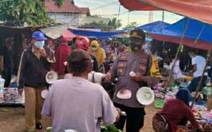 Kapolsek Kapuas Kuala Imbau Penerapan Prokes di Pasar Tradisional