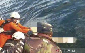 TNI AL Temukan 6 Korban Kapal Hilang di Kalbar, 2 Selamat