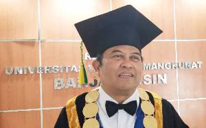 Rektor ULM Dorong Mahasiswa Merintis Usaha Sejak di Bangku Kuliah