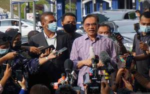 Anwar Ibrahim Serukan Pendukungnya Terima Pelantikan PM Ismail Sabri
