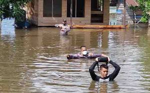 Banjir Melanda 5 Desa di Kota Besi, Desa Hanjalipan Paling Parah